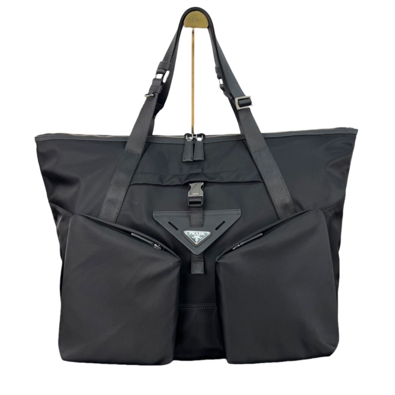 Pra*a travel bags